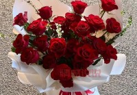 情人节玫瑰照片大图分享，氛围感直接拉满！