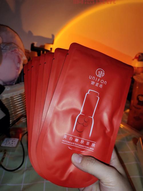 御泥坊浸润冰川水幼芽面膜,解锁水润嫩滑肌肤秘诀