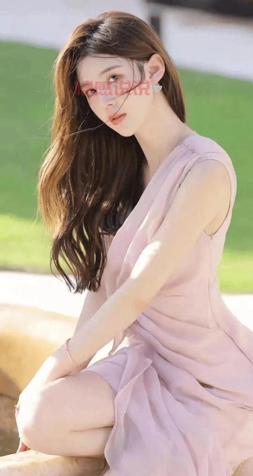 相亲app广告里的美女是谁?深扒她的真实身份!