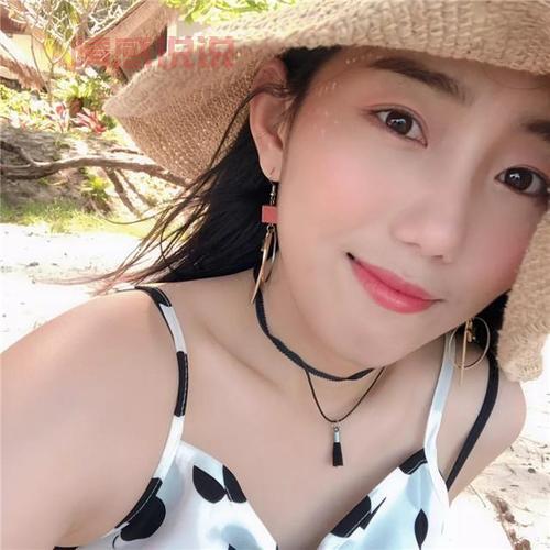相亲app广告里的美女是谁?深扒她的真实身份!
