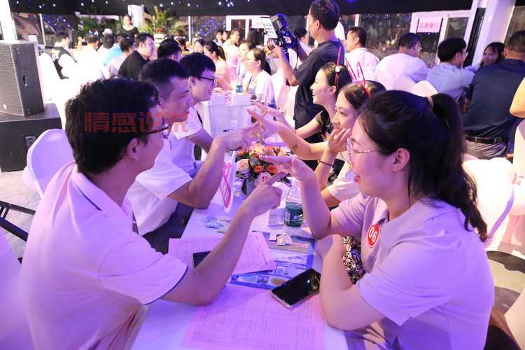 中老年单身联谊会哪里有?本地活动信息都在这!