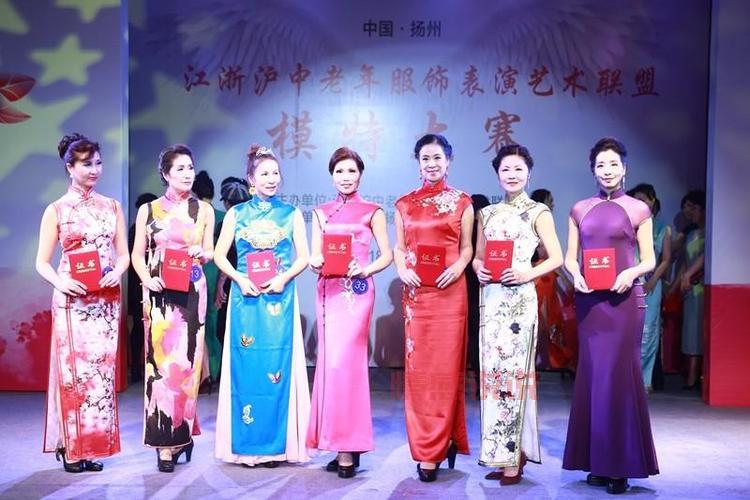 中老年人怎么交朋友?试试中同中老年聊天室!