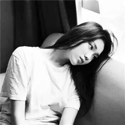 伤感走心的伤感句子签名(余生勿扰伤感签名)