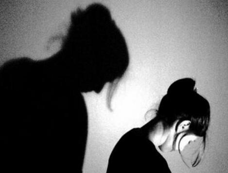 好听的个性签名霸气(李字签名霸气)